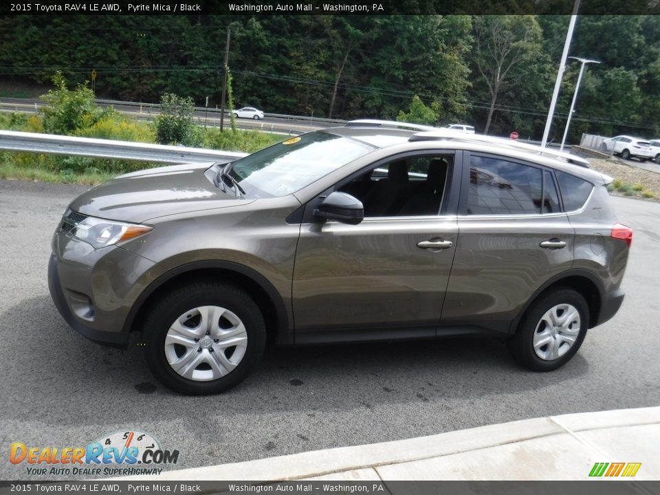 2015 Toyota RAV4 LE AWD Pyrite Mica / Black Photo #6