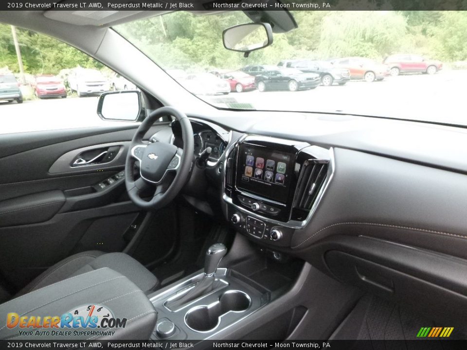 2019 Chevrolet Traverse LT AWD Pepperdust Metallic / Jet Black Photo #11
