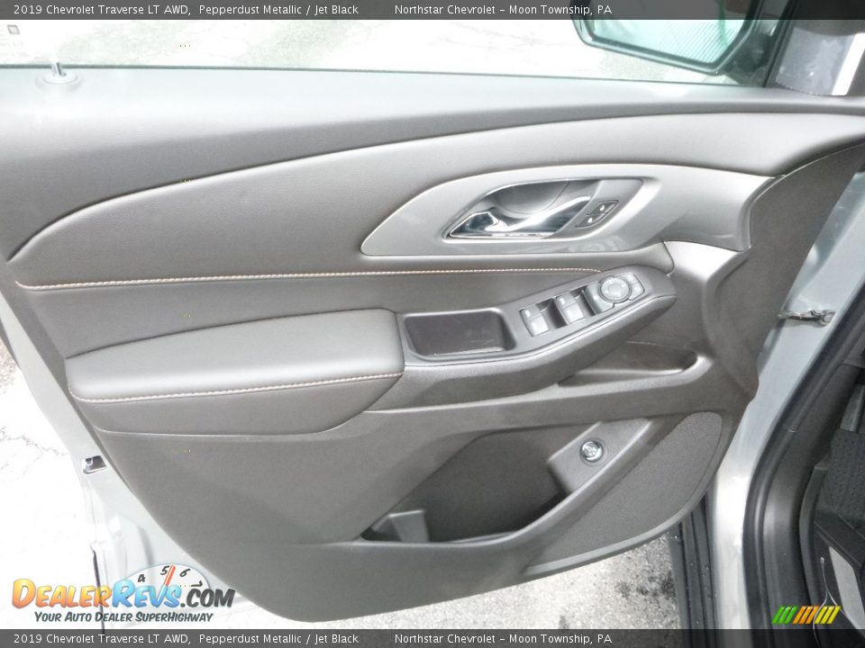 2019 Chevrolet Traverse LT AWD Pepperdust Metallic / Jet Black Photo #15