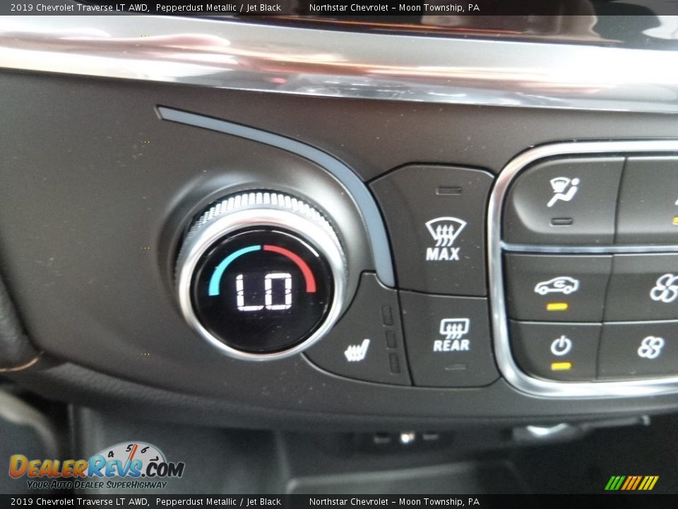 2019 Chevrolet Traverse LT AWD Pepperdust Metallic / Jet Black Photo #20
