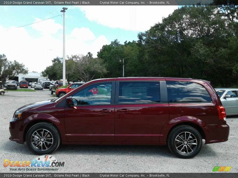 2019 Dodge Grand Caravan SXT Octane Red Pearl / Black Photo #2