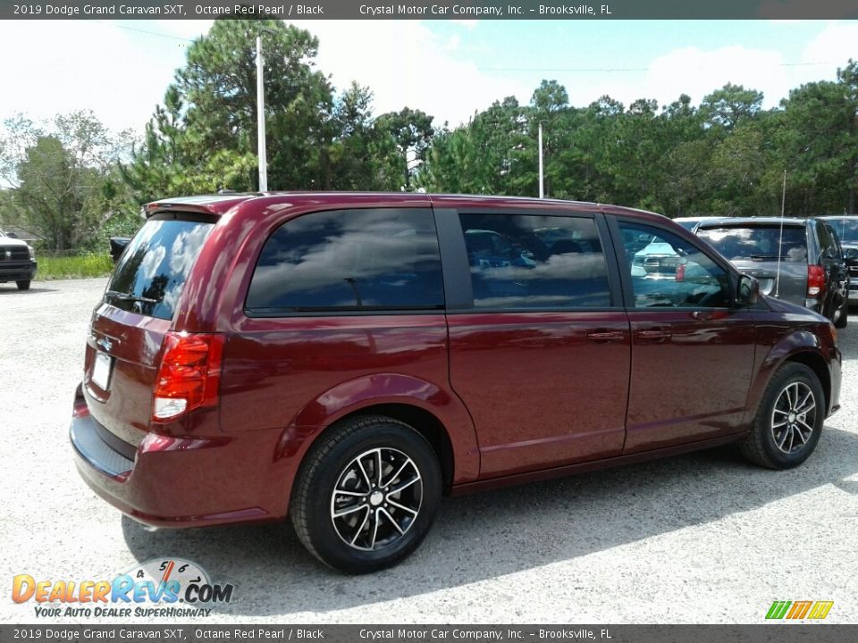 2019 Dodge Grand Caravan SXT Octane Red Pearl / Black Photo #5