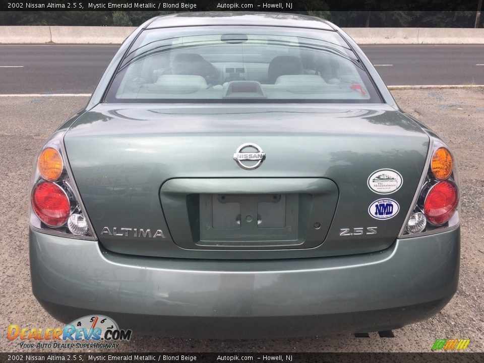2002 Nissan Altima 2.5 S Mystic Emerald Metallic / Blond Beige Photo #3
