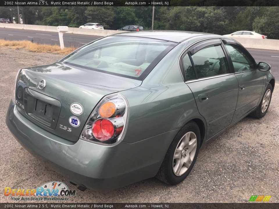 2002 Nissan Altima 2.5 S Mystic Emerald Metallic / Blond Beige Photo #4