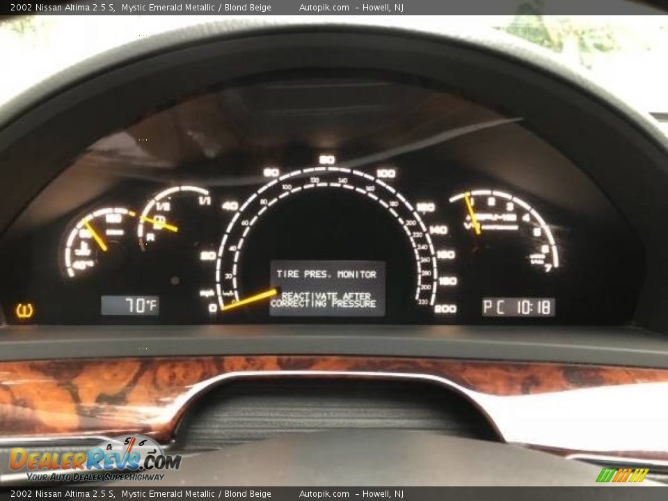 2002 Nissan Altima 2.5 S Mystic Emerald Metallic / Blond Beige Photo #19