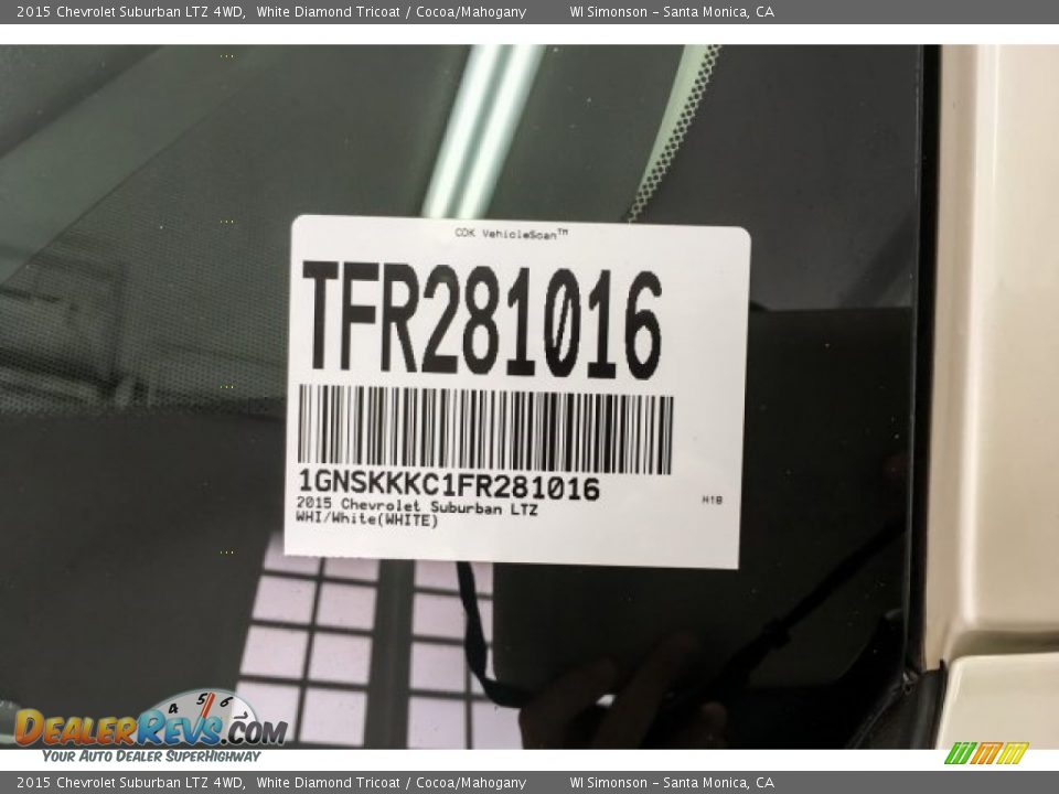 2015 Chevrolet Suburban LTZ 4WD White Diamond Tricoat / Cocoa/Mahogany Photo #25