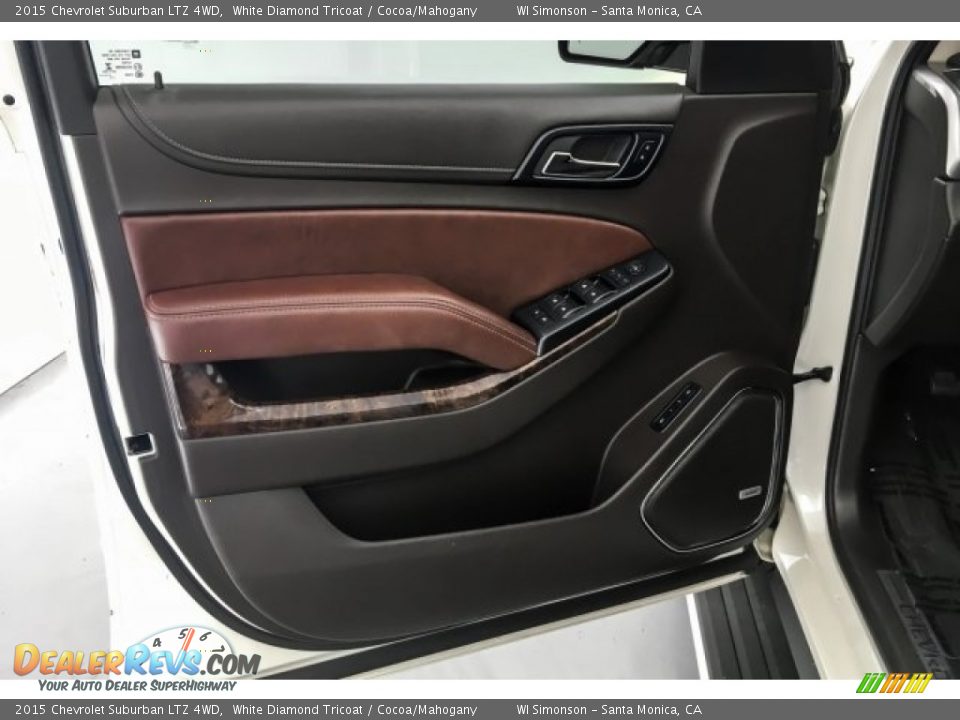 2015 Chevrolet Suburban LTZ 4WD White Diamond Tricoat / Cocoa/Mahogany Photo #26