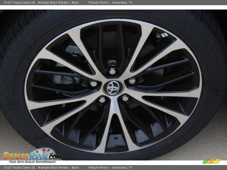 2018 Toyota Camry SE Midnight Black Metallic / Black Photo #4