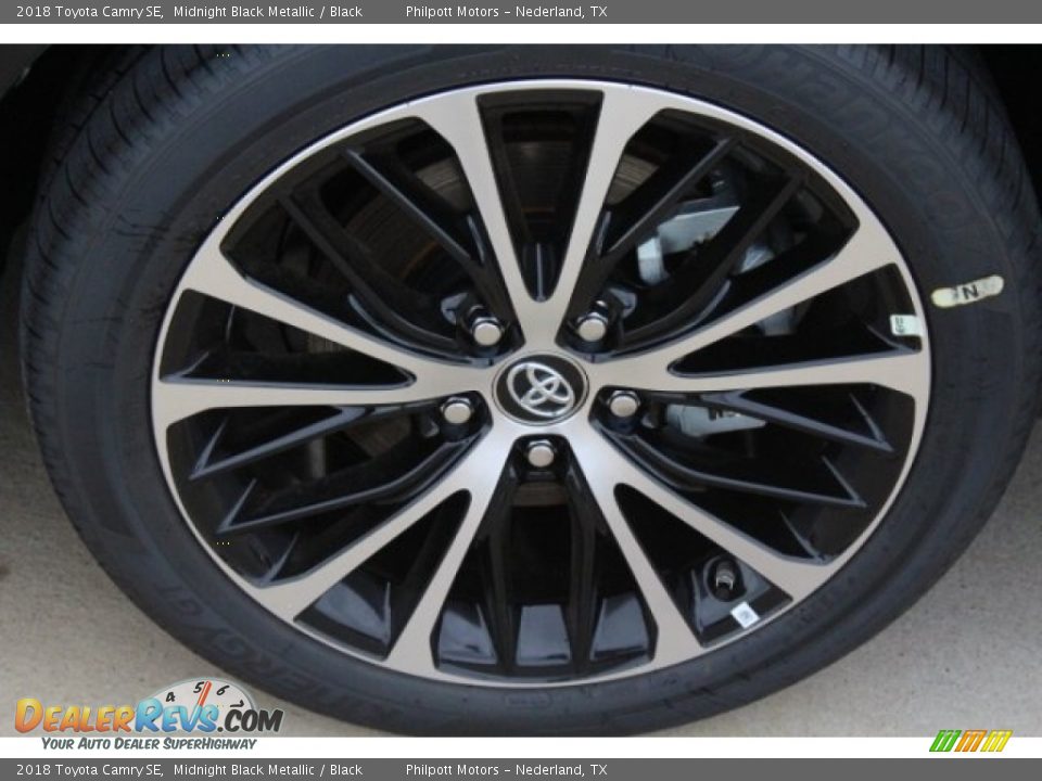 2018 Toyota Camry SE Midnight Black Metallic / Black Photo #10