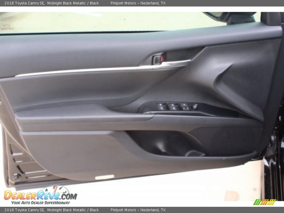 2018 Toyota Camry SE Midnight Black Metallic / Black Photo #12