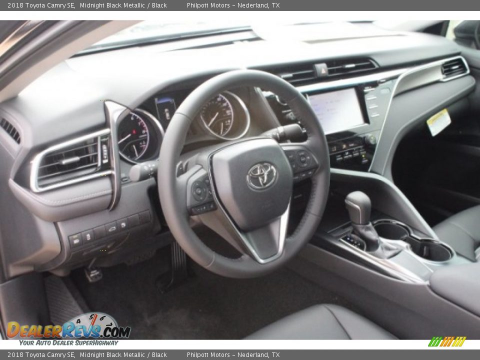2018 Toyota Camry SE Midnight Black Metallic / Black Photo #13