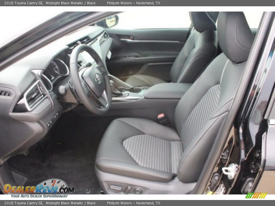2018 Toyota Camry SE Midnight Black Metallic / Black Photo #14