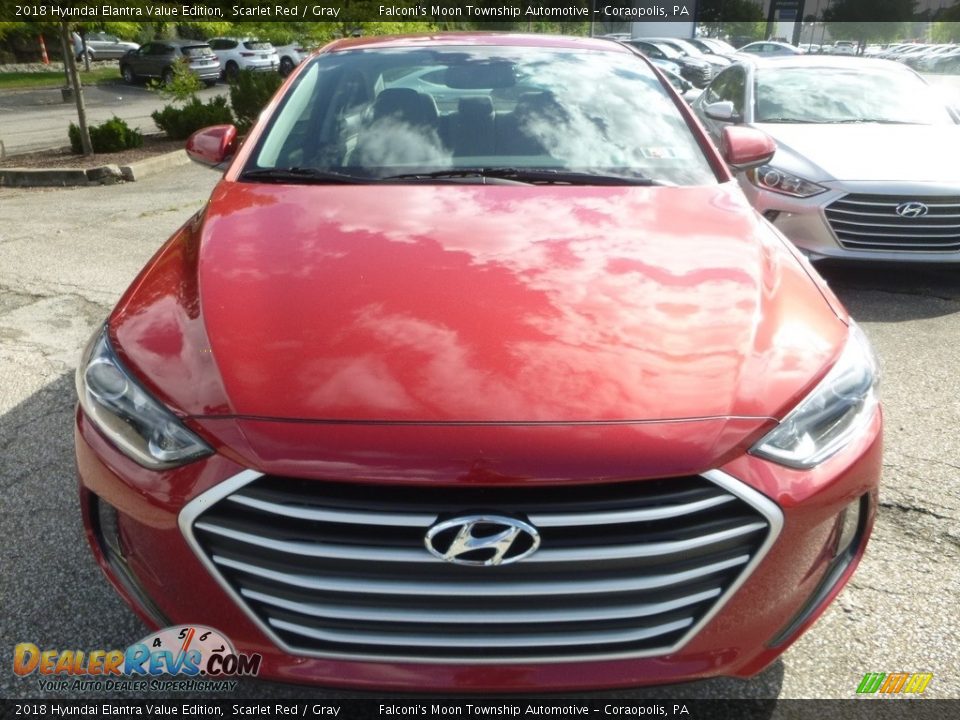 2018 Hyundai Elantra Value Edition Scarlet Red / Gray Photo #4