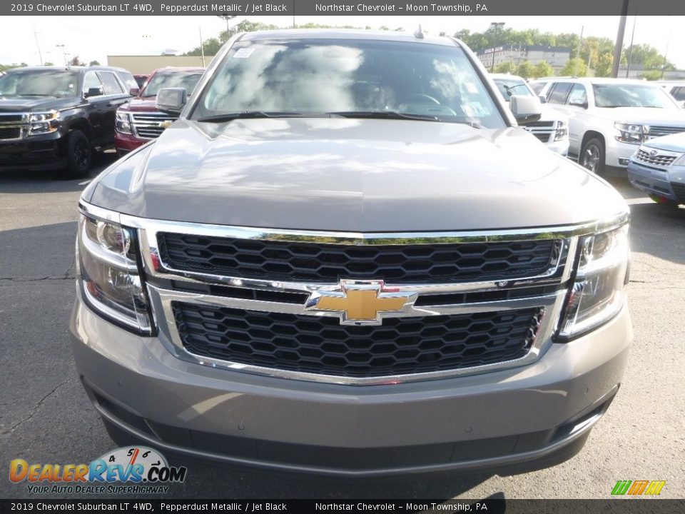 2019 Chevrolet Suburban LT 4WD Pepperdust Metallic / Jet Black Photo #7