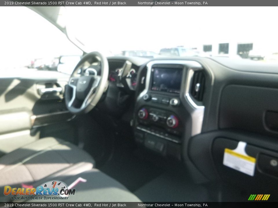 2019 Chevrolet Silverado 1500 RST Crew Cab 4WD Red Hot / Jet Black Photo #11