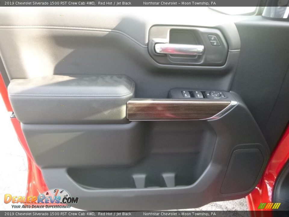 2019 Chevrolet Silverado 1500 RST Crew Cab 4WD Red Hot / Jet Black Photo #14