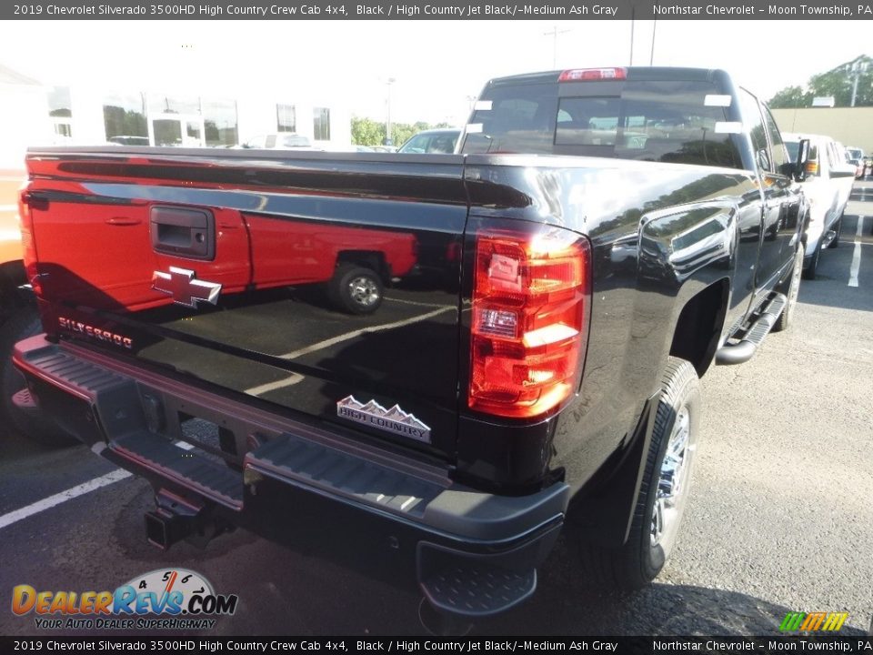 2019 Chevrolet Silverado 3500HD High Country Crew Cab 4x4 Black / High Country Jet Black/­Medium Ash Gray Photo #4