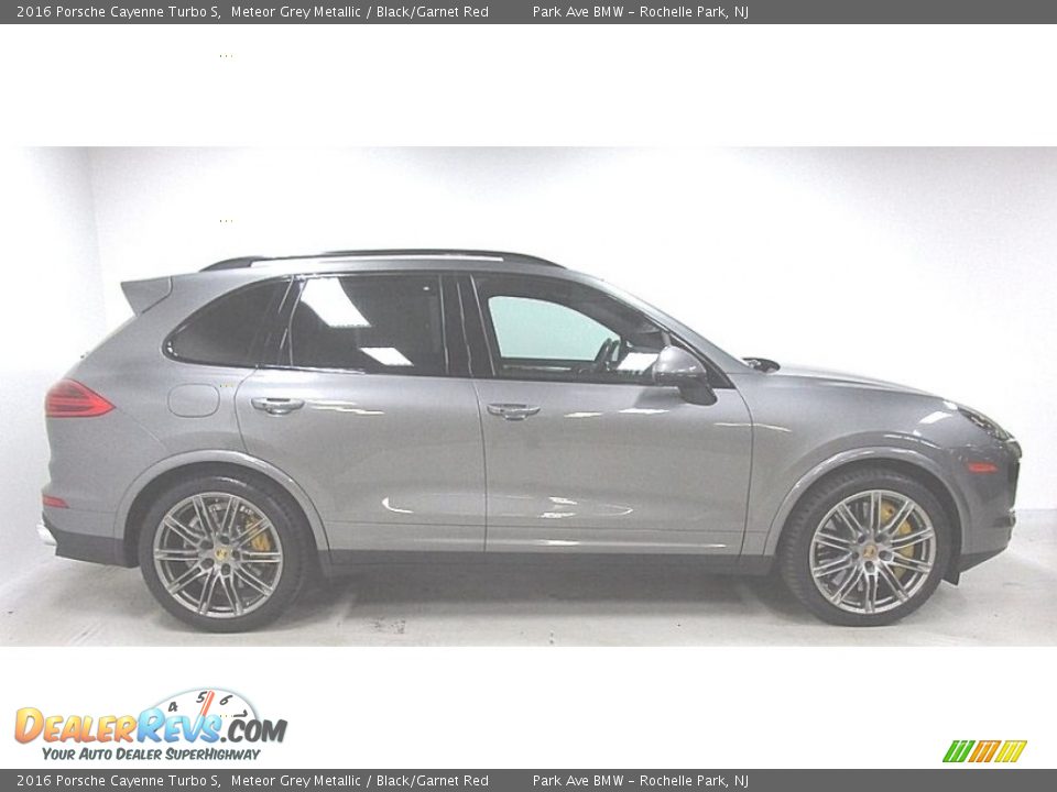 2016 Porsche Cayenne Turbo S Meteor Grey Metallic / Black/Garnet Red Photo #6