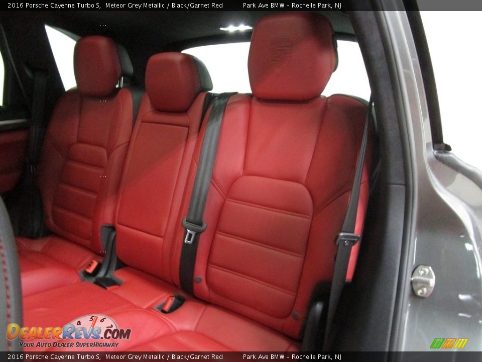 2016 Porsche Cayenne Turbo S Meteor Grey Metallic / Black/Garnet Red Photo #14