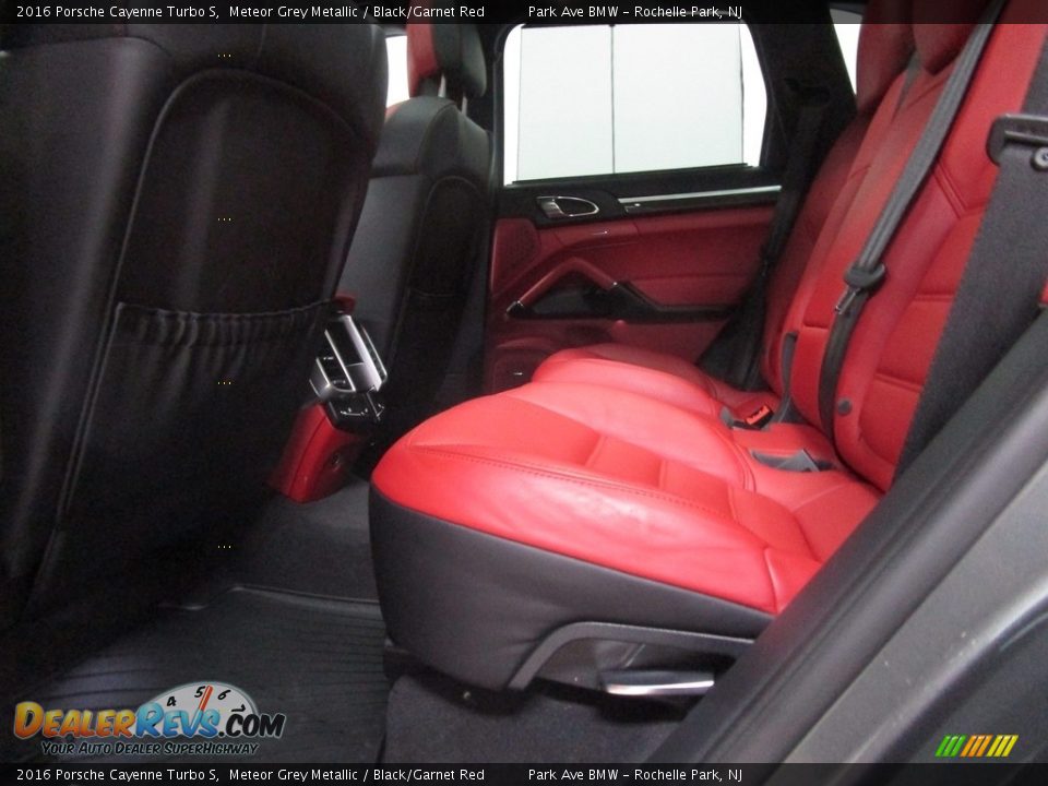 2016 Porsche Cayenne Turbo S Meteor Grey Metallic / Black/Garnet Red Photo #15