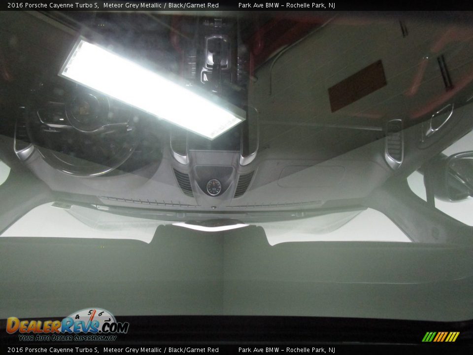 2016 Porsche Cayenne Turbo S Meteor Grey Metallic / Black/Garnet Red Photo #24