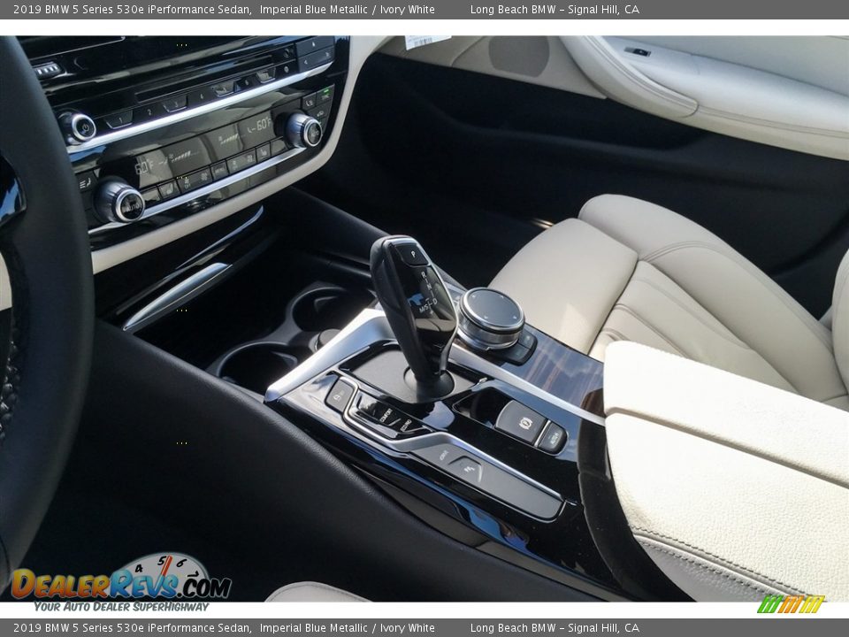 2019 BMW 5 Series 530e iPerformance Sedan Imperial Blue Metallic / Ivory White Photo #7