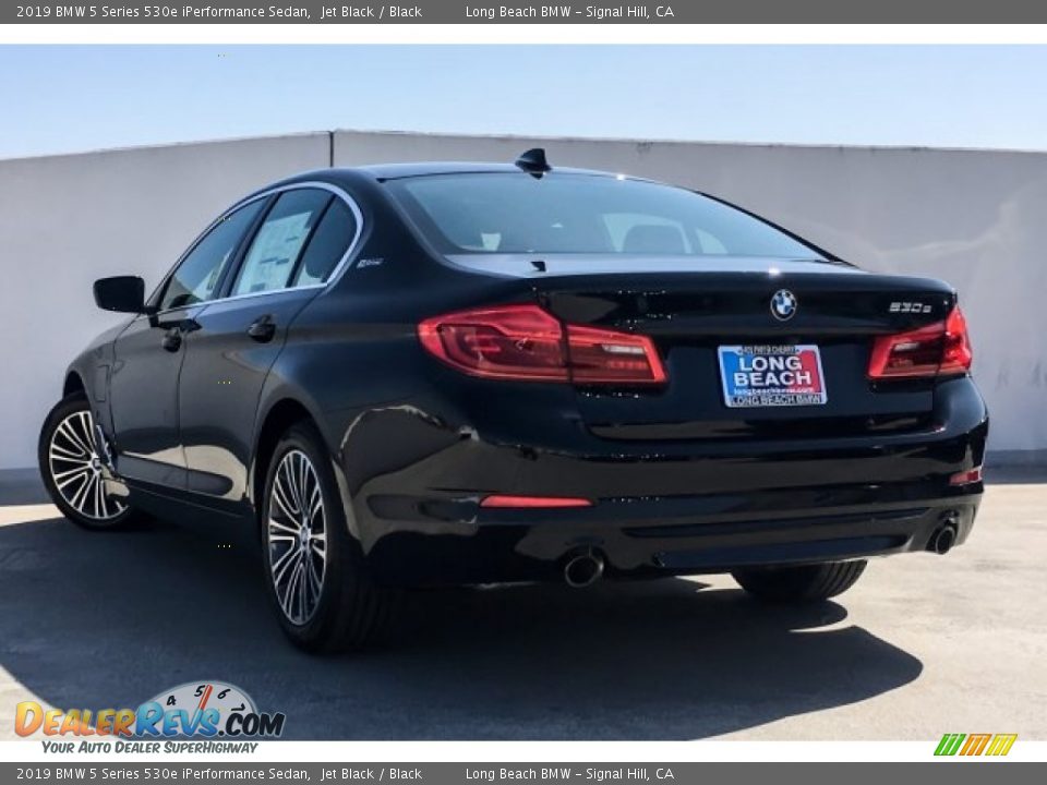 2019 BMW 5 Series 530e iPerformance Sedan Jet Black / Black Photo #2