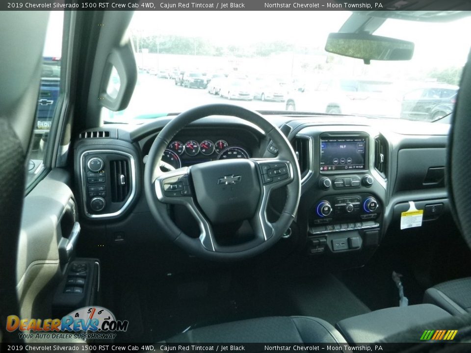 2019 Chevrolet Silverado 1500 RST Crew Cab 4WD Cajun Red Tintcoat / Jet Black Photo #16