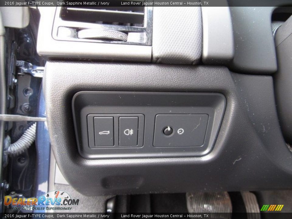 2016 Jaguar F-TYPE Coupe Dark Sapphire Metallic / Ivory Photo #25