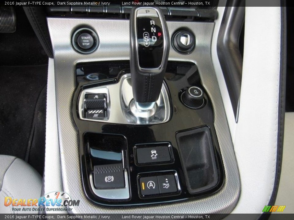 2016 Jaguar F-TYPE Coupe Dark Sapphire Metallic / Ivory Photo #33