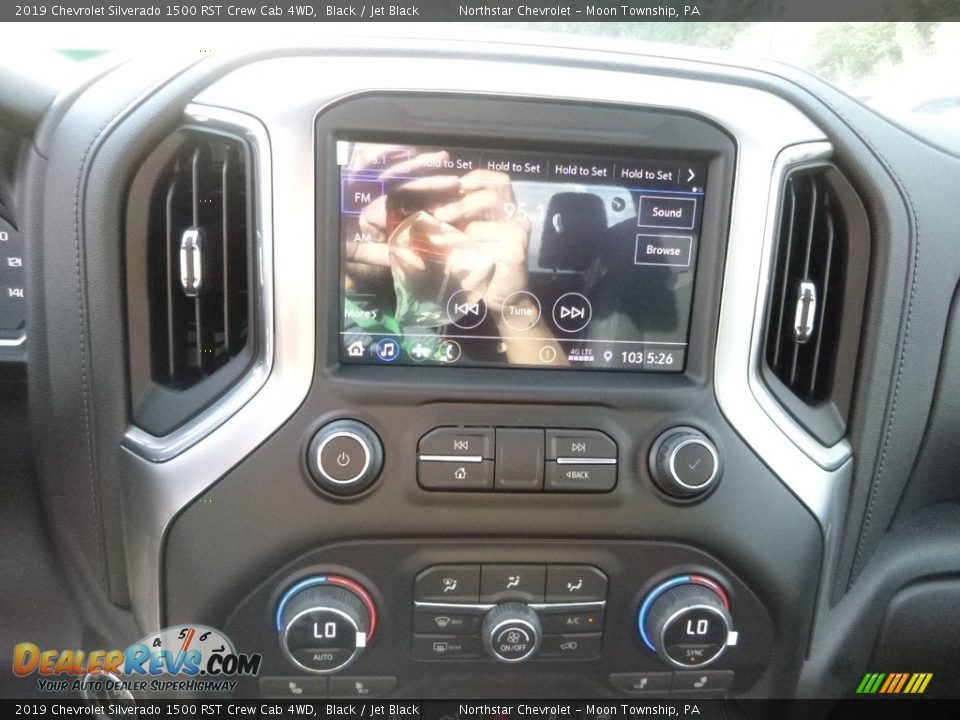 2019 Chevrolet Silverado 1500 RST Crew Cab 4WD Black / Jet Black Photo #17