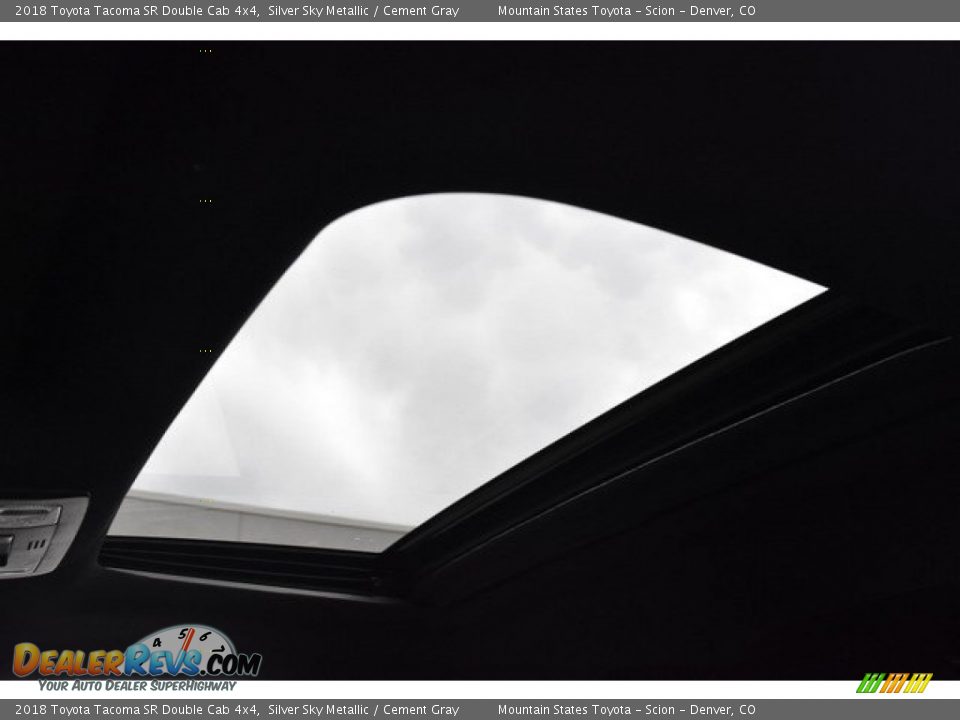2018 Toyota Tacoma SR Double Cab 4x4 Silver Sky Metallic / Cement Gray Photo #9