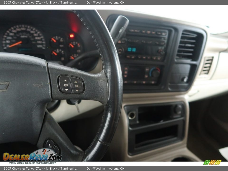 2005 Chevrolet Tahoe Z71 4x4 Black / Tan/Neutral Photo #18