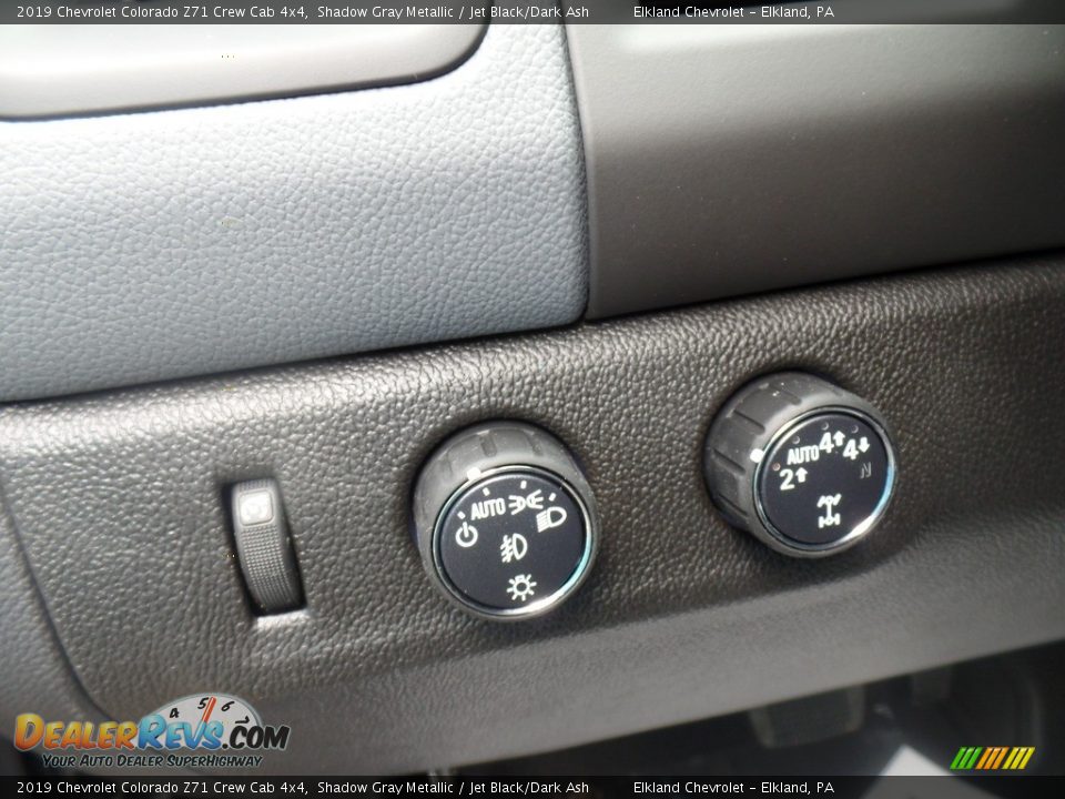 2019 Chevrolet Colorado Z71 Crew Cab 4x4 Shadow Gray Metallic / Jet Black/Dark Ash Photo #24