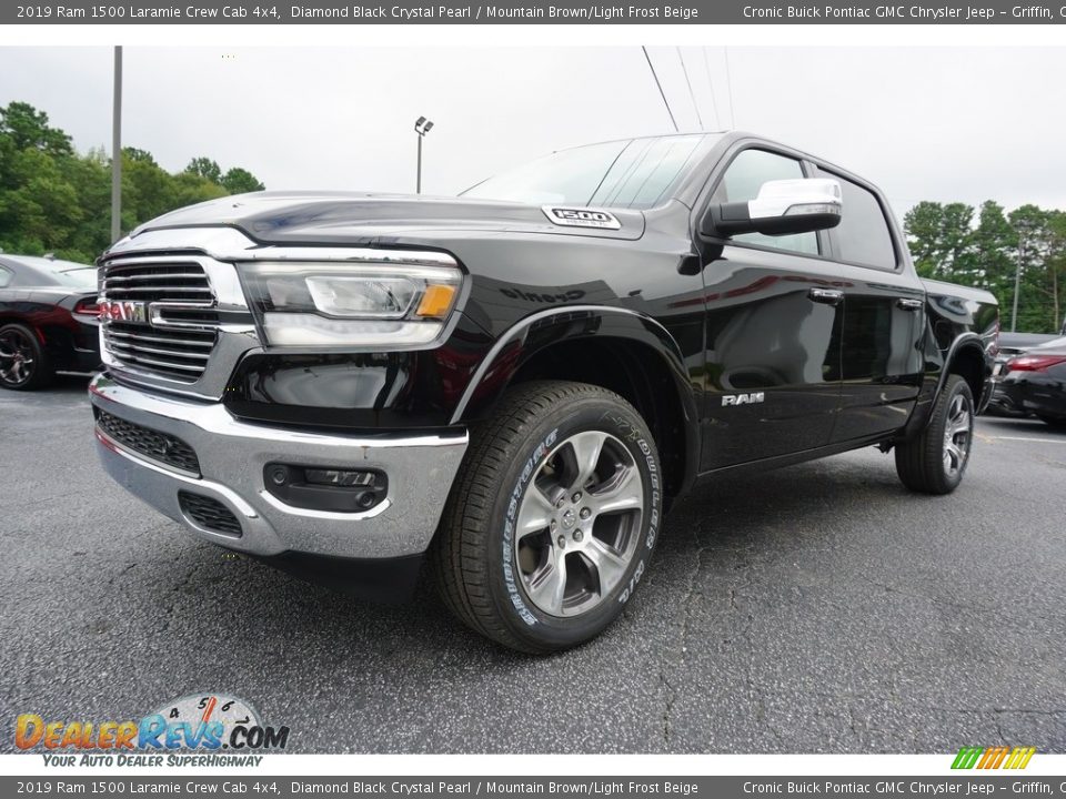 2019 Ram 1500 Laramie Crew Cab 4x4 Diamond Black Crystal Pearl / Mountain Brown/Light Frost Beige Photo #3