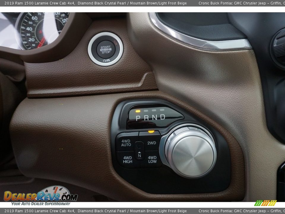 2019 Ram 1500 Laramie Crew Cab 4x4 Diamond Black Crystal Pearl / Mountain Brown/Light Frost Beige Photo #8
