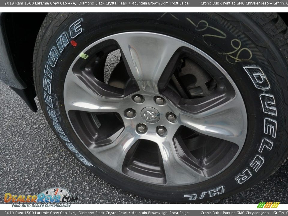 2019 Ram 1500 Laramie Crew Cab 4x4 Diamond Black Crystal Pearl / Mountain Brown/Light Frost Beige Photo #9