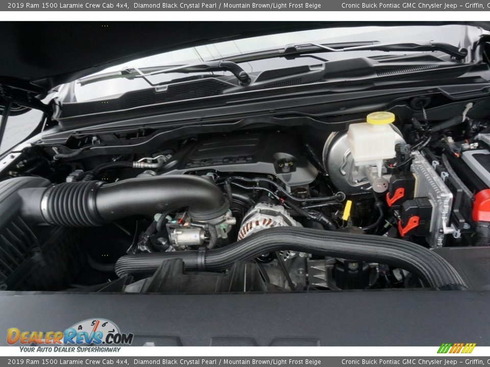 2019 Ram 1500 Laramie Crew Cab 4x4 Diamond Black Crystal Pearl / Mountain Brown/Light Frost Beige Photo #10