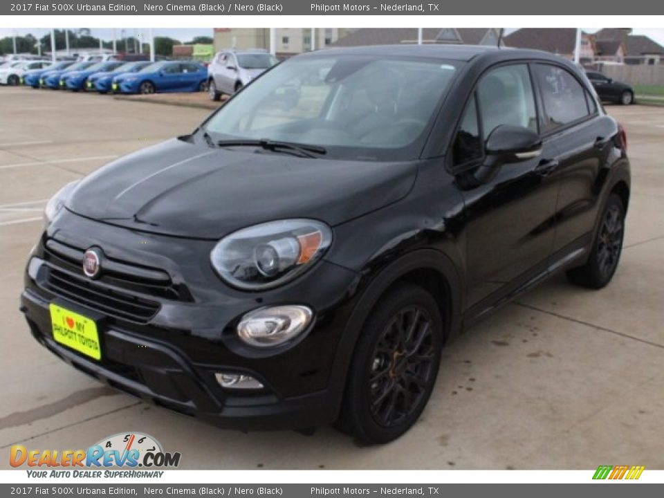 Front 3/4 View of 2017 Fiat 500X Urbana Edition Photo #3