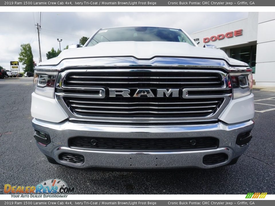 2019 Ram 1500 Laramie Crew Cab 4x4 Ivory Tri–Coat / Mountain Brown/Light Frost Beige Photo #2