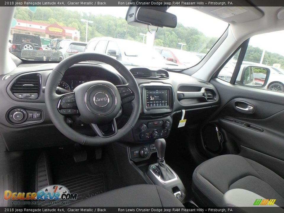 2018 Jeep Renegade Latitude 4x4 Glacier Metallic / Black Photo #12