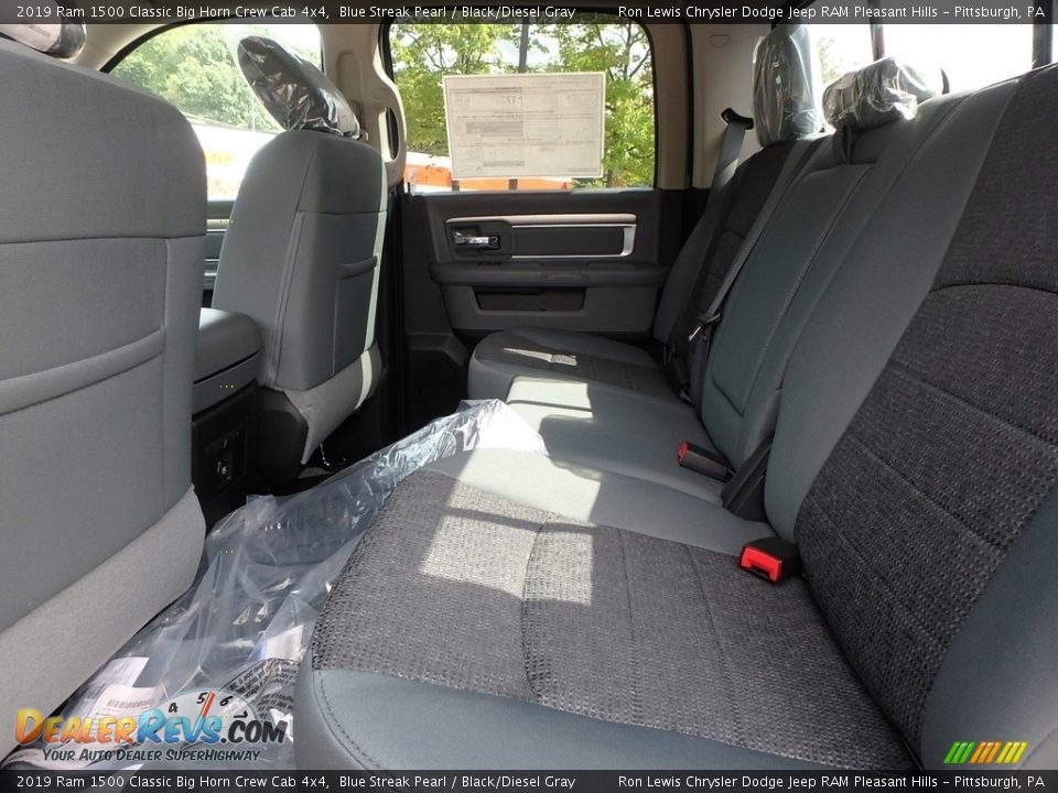 2019 Ram 1500 Classic Big Horn Crew Cab 4x4 Blue Streak Pearl / Black/Diesel Gray Photo #11