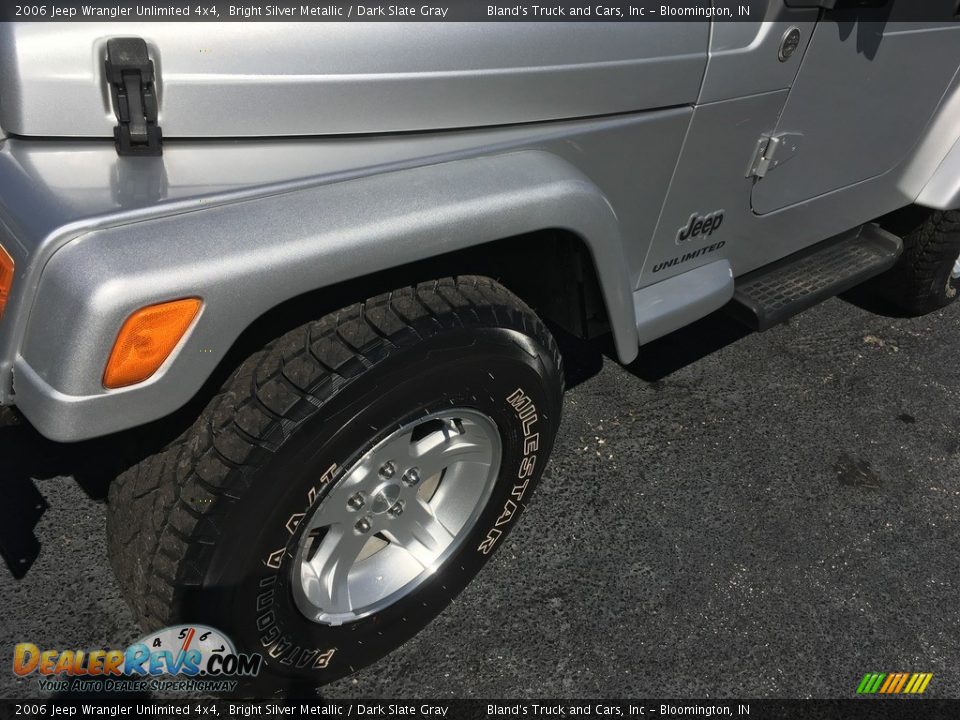 2006 Jeep Wrangler Unlimited 4x4 Bright Silver Metallic / Dark Slate Gray Photo #17