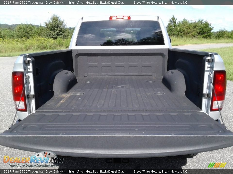 2017 Ram 2500 Tradesman Crew Cab 4x4 Bright Silver Metallic / Black/Diesel Gray Photo #13