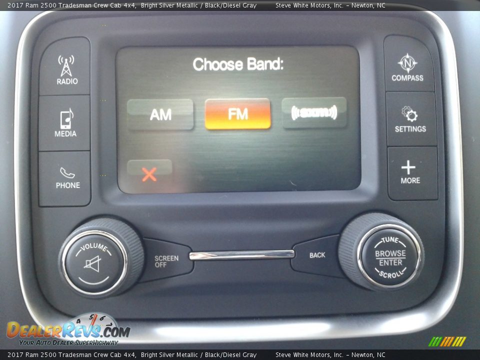 2017 Ram 2500 Tradesman Crew Cab 4x4 Bright Silver Metallic / Black/Diesel Gray Photo #20