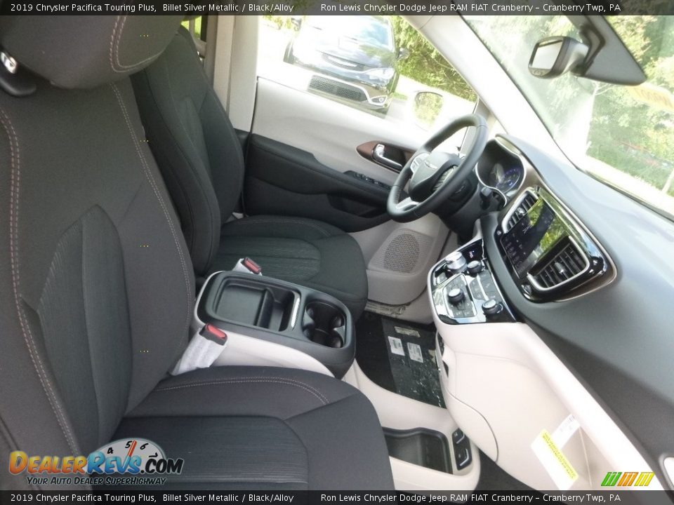 2019 Chrysler Pacifica Touring Plus Billet Silver Metallic / Black/Alloy Photo #10