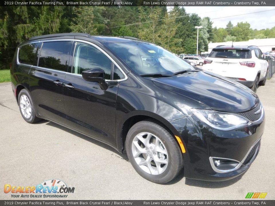 2019 Chrysler Pacifica Touring Plus Brilliant Black Crystal Pearl / Black/Alloy Photo #7