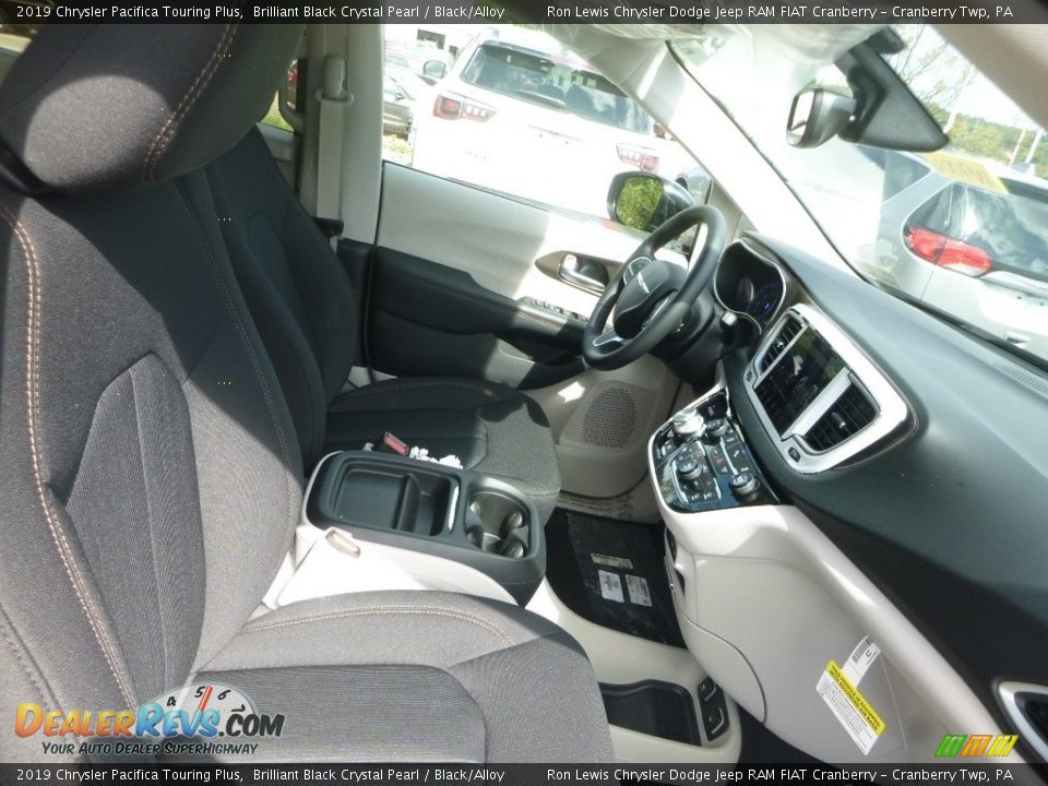2019 Chrysler Pacifica Touring Plus Brilliant Black Crystal Pearl / Black/Alloy Photo #10