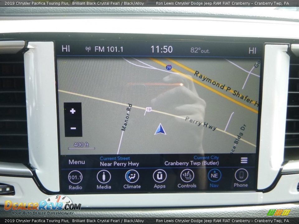 2019 Chrysler Pacifica Touring Plus Brilliant Black Crystal Pearl / Black/Alloy Photo #17