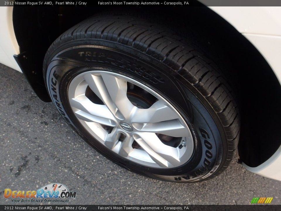 2012 Nissan Rogue SV AWD Pearl White / Gray Photo #10